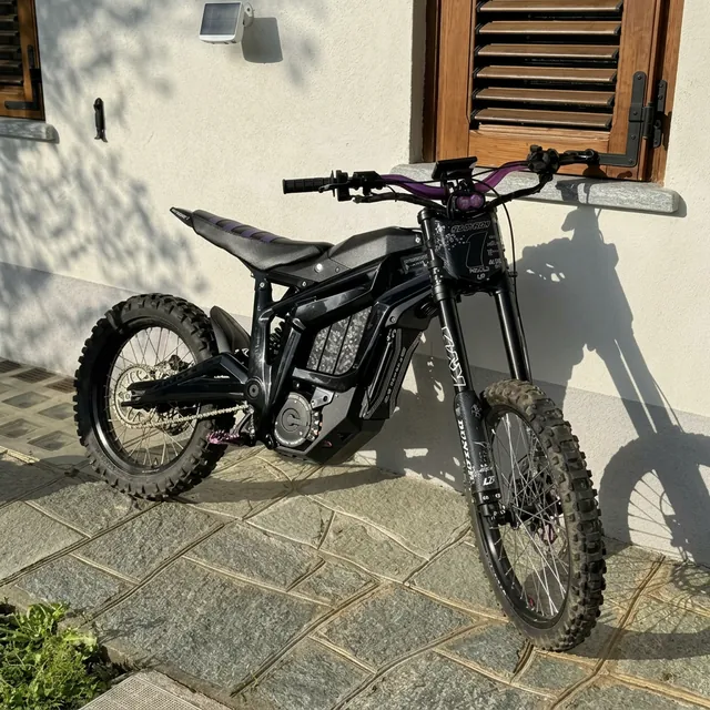 Surron Ultra Bee street build with supermoto wheels